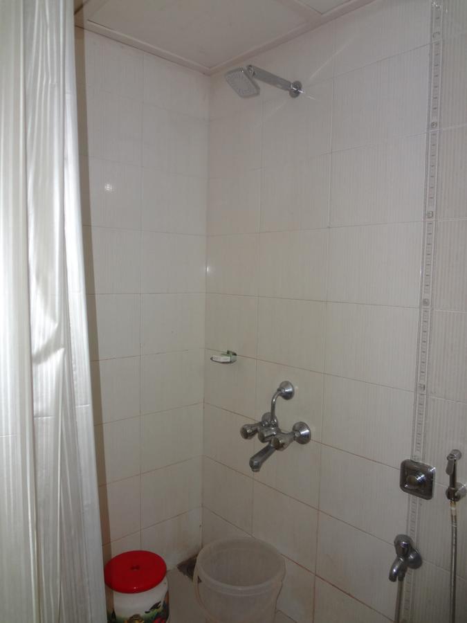 Hotel Airport Residency Ahmedabad Bagian luar foto