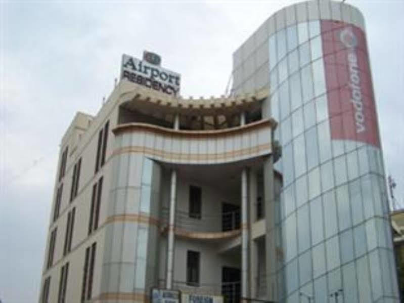 Hotel Airport Residency Ahmedabad Bagian luar foto