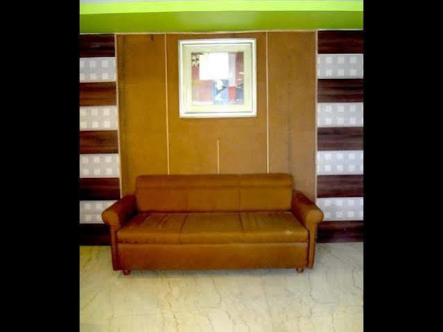 Hotel Airport Residency Ahmedabad Bagian luar foto