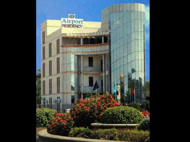 Hotel Airport Residency Ahmedabad Bagian luar foto
