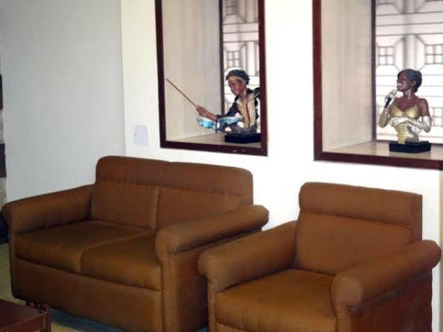 Hotel Airport Residency Ahmedabad Bagian luar foto